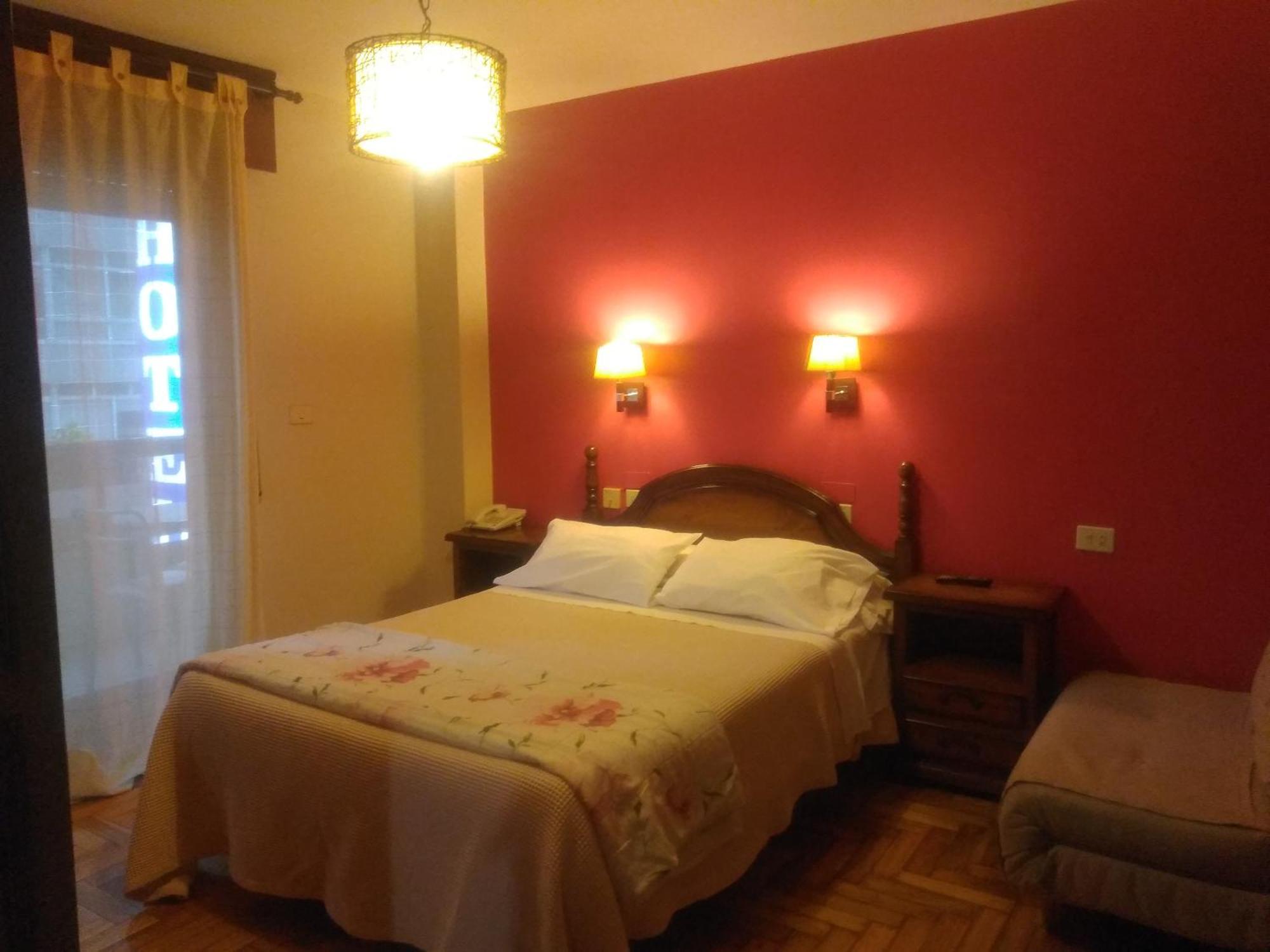 Hotel Solpor Віго Екстер'єр фото
